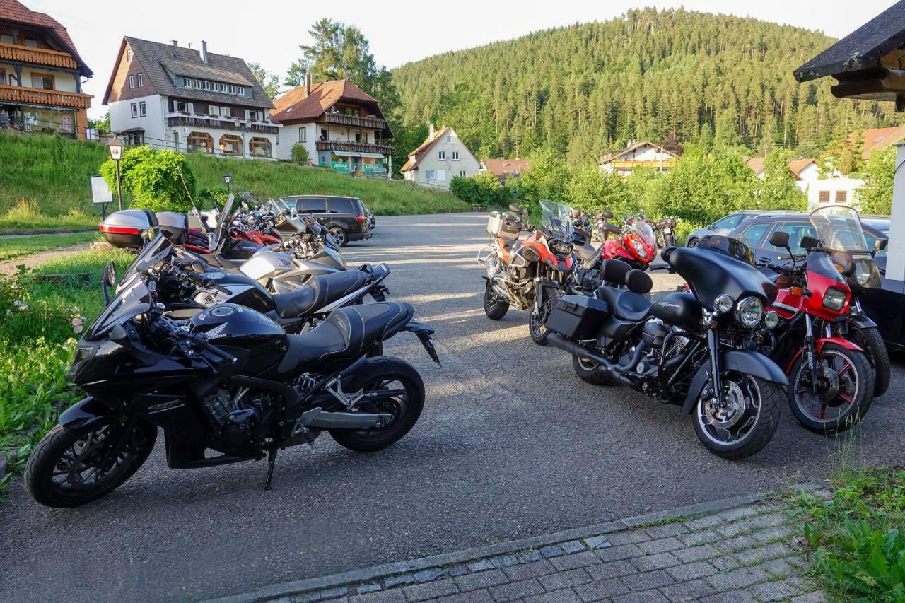 Hotel Enz Residenz Enzklösterle Exteriér fotografie
